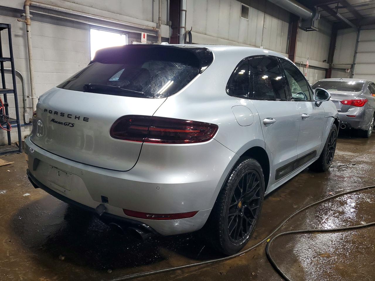 2017 PORSCHE Macan VIN WP1AG2A54HLB56279 photo 3