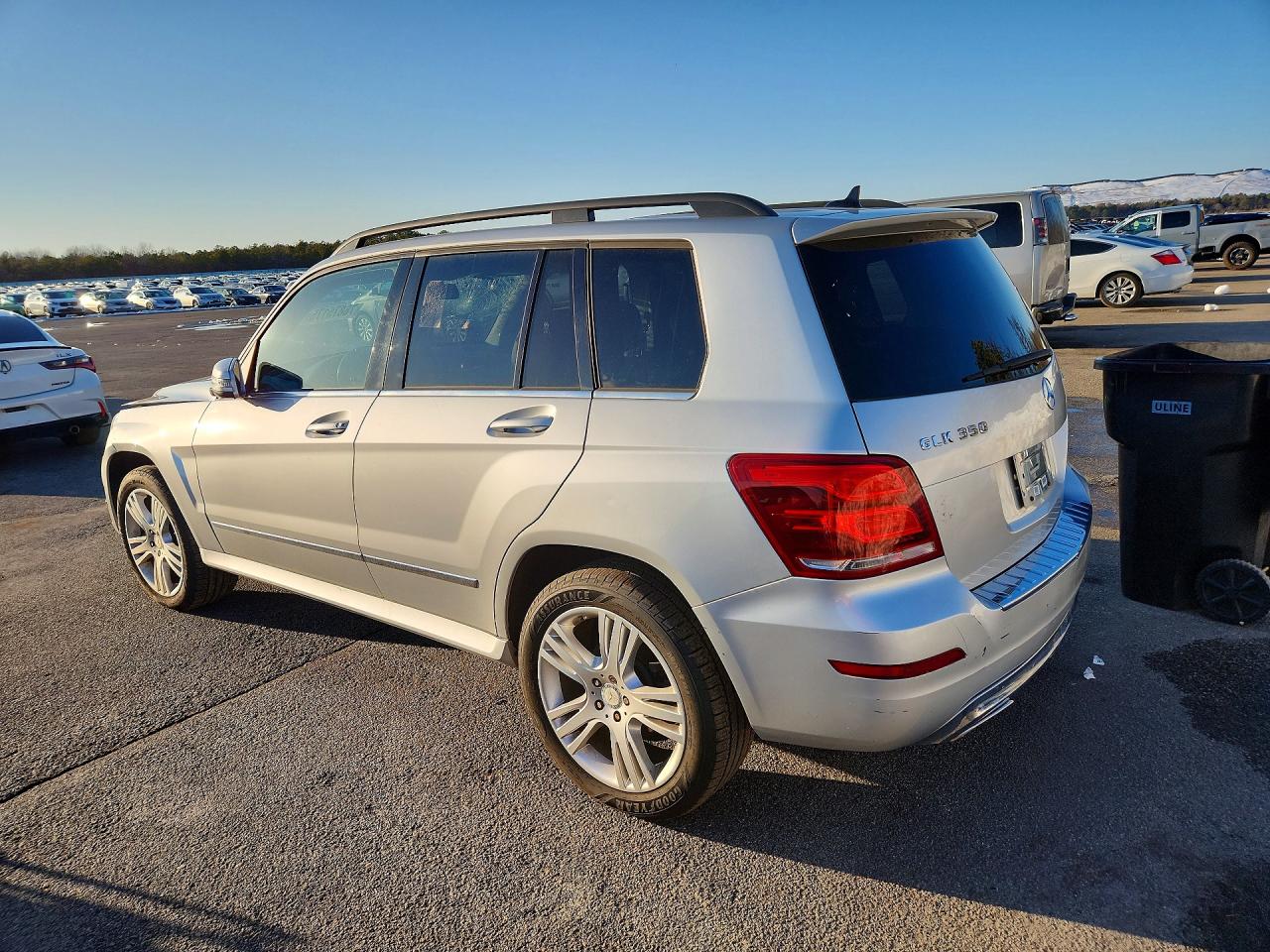 2015 Mercedes-Benz Glk-class VIN WDCGG8JB1FG402614 photo 2