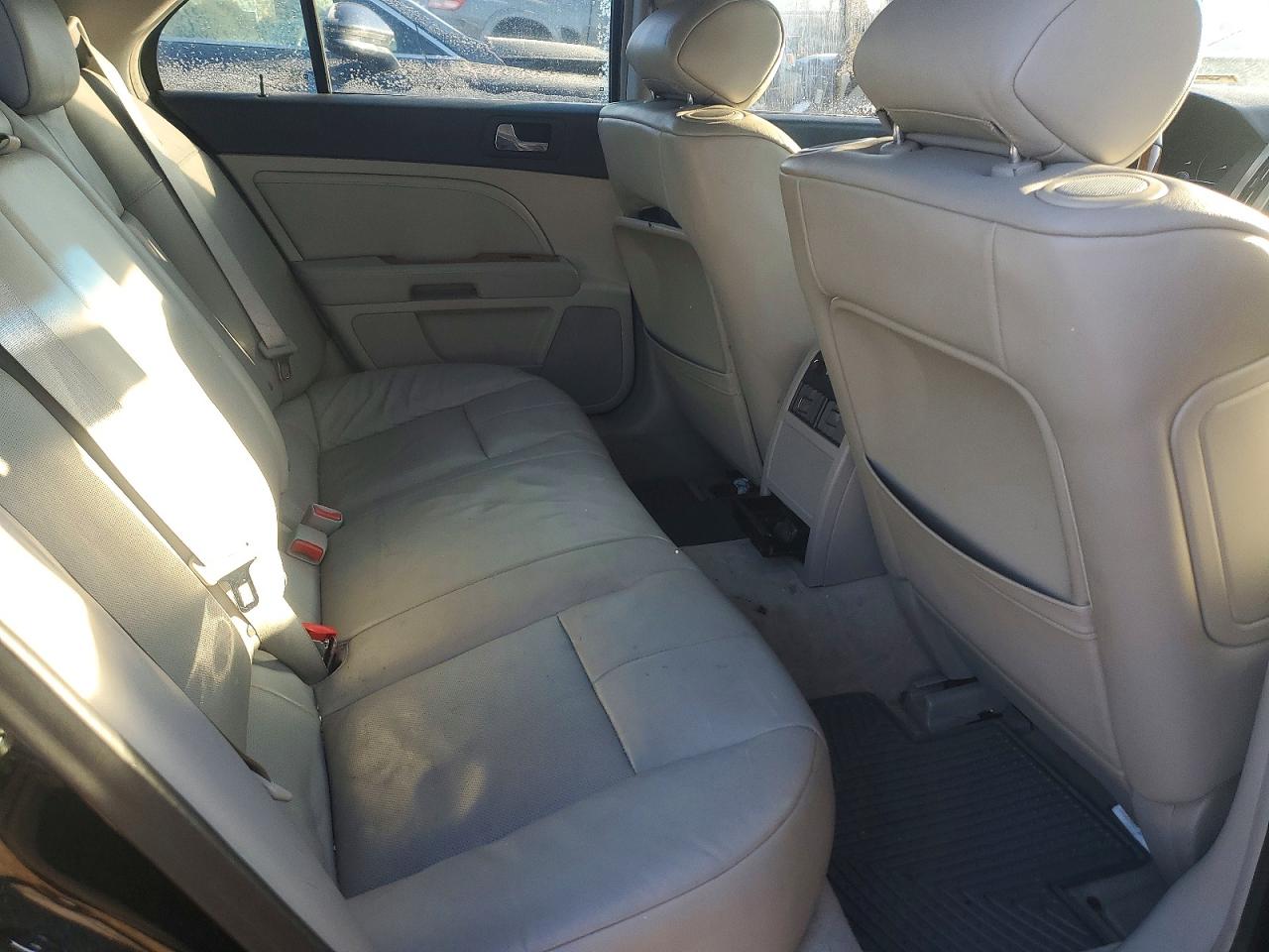 2010 Cadillac Sts VIN 1G6DU6EV1A0125686 photo 10