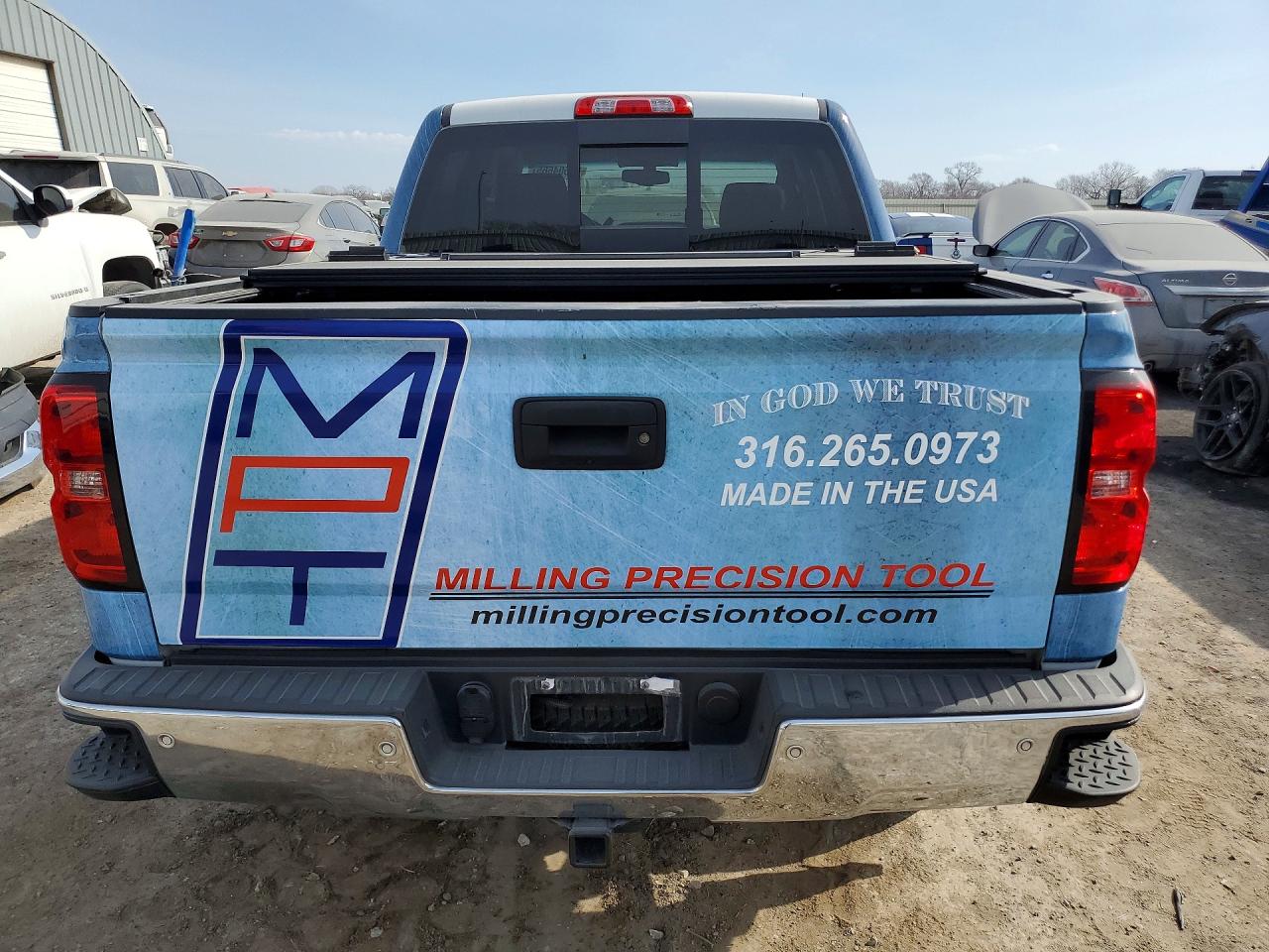 2018 Chevrolet All models VIN 3GCUKREC4JG550642 photo 6