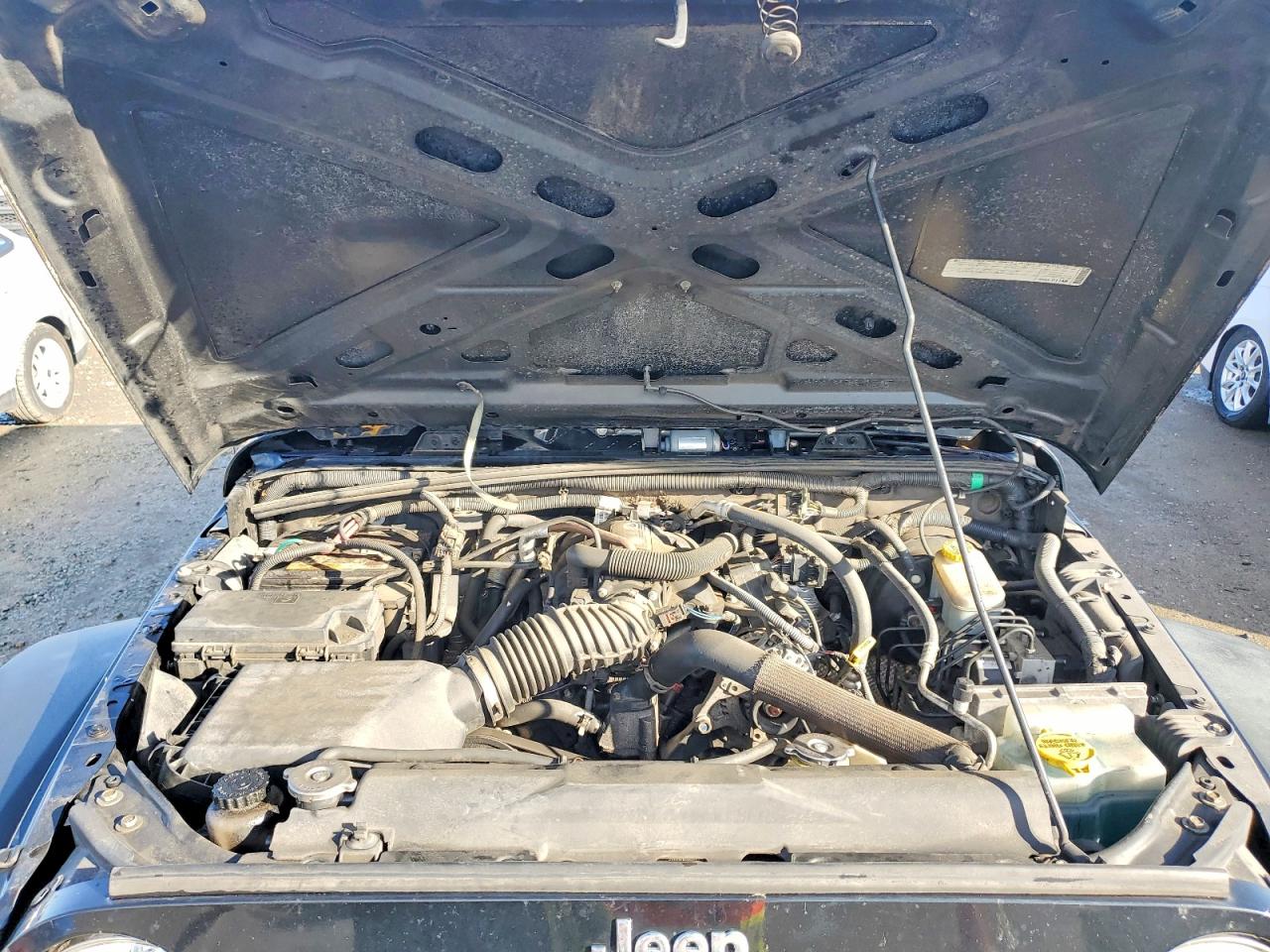 2010 Jeep Wrangler / VIN 1J4AA2D13AL154941 photo 12