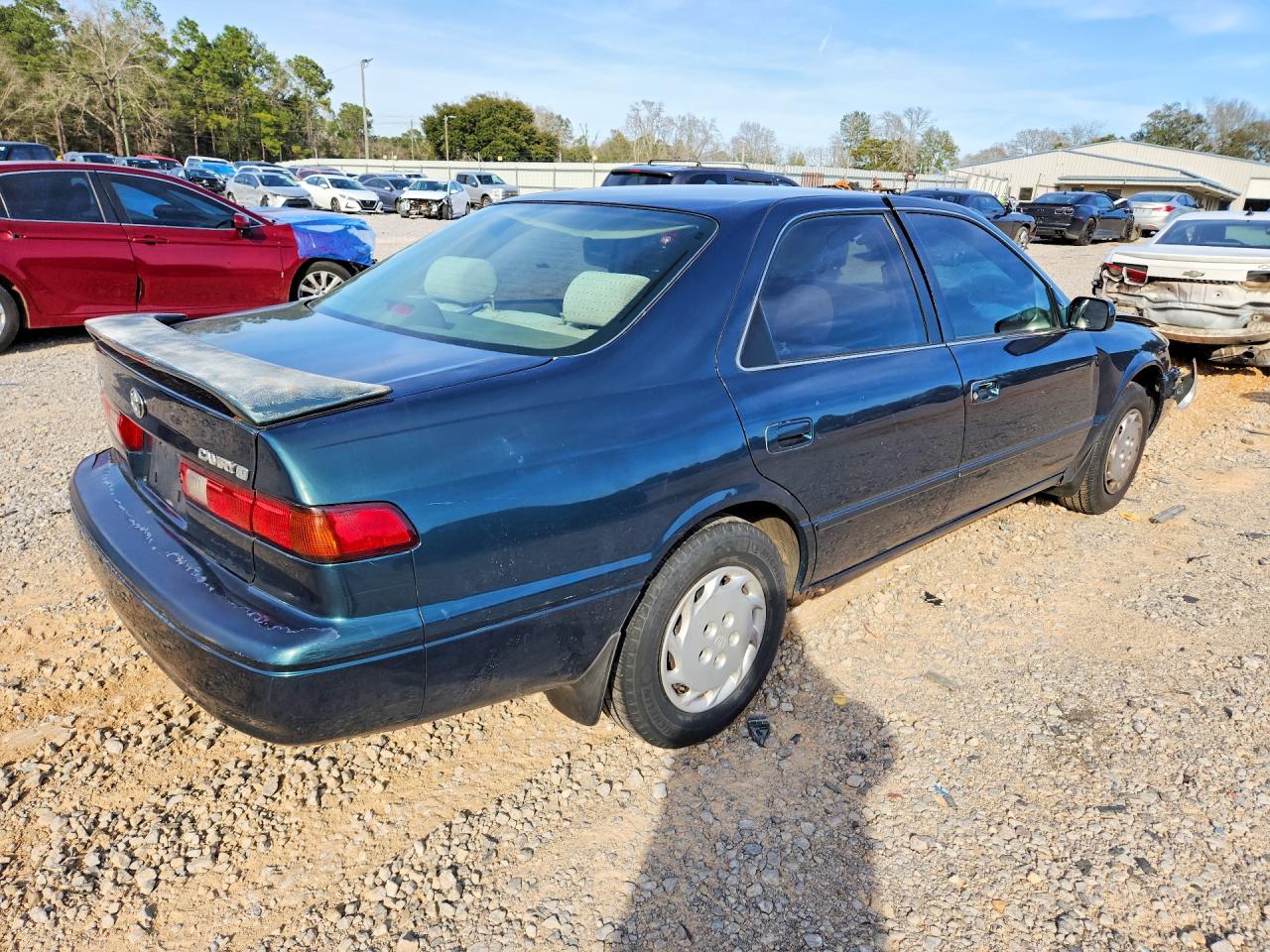 1997 TOYT Camry VIN 4T1BG22K7VU056821 photo 3