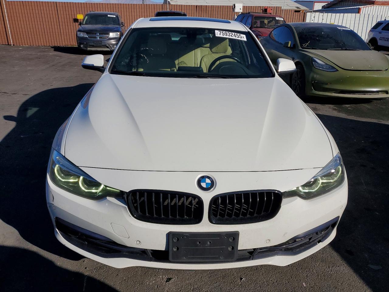 2018 BMW 3 series VIN WBA8E1C51JA756737 photo 5