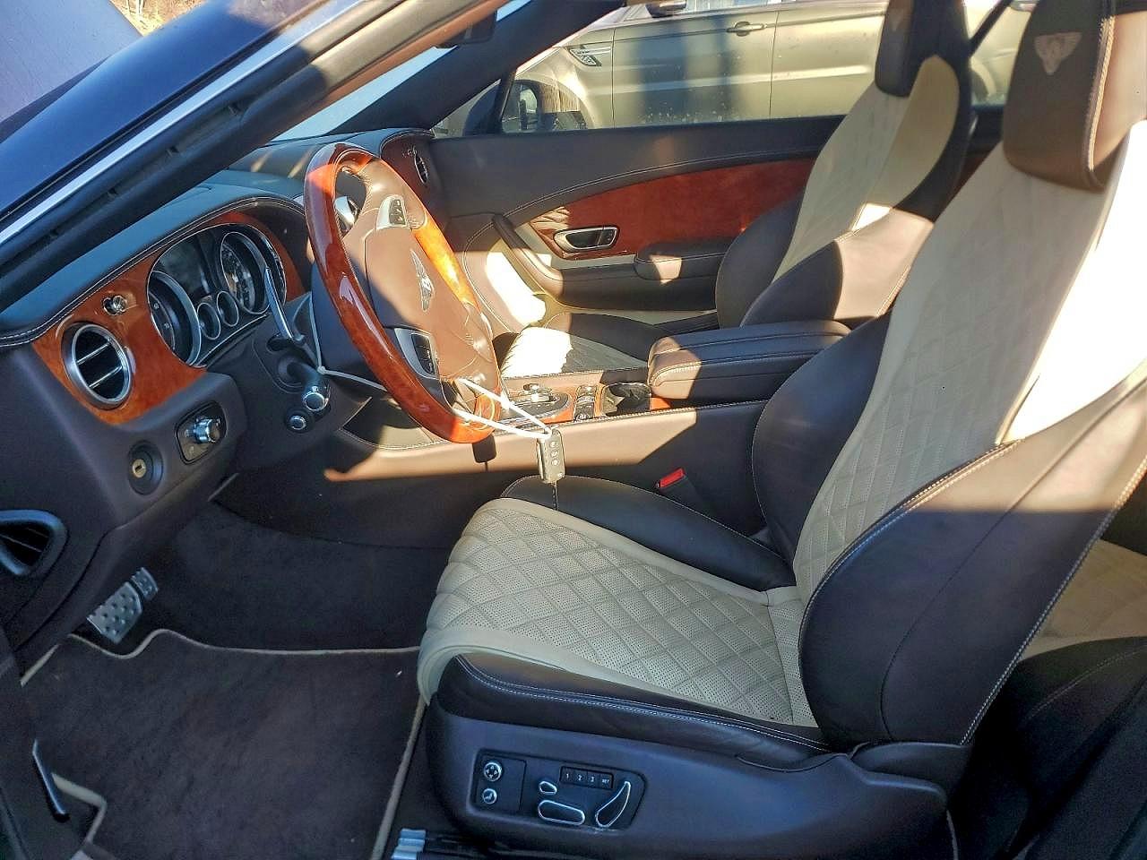 2016 Bentley Continenta VIN SCBGH3ZA8GC056834 photo 7