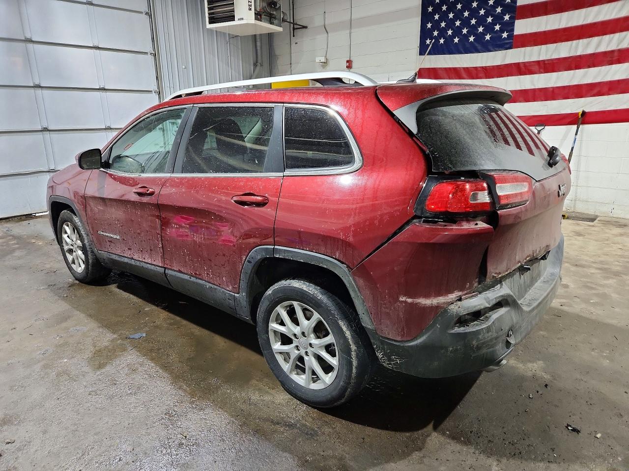 2014 Jeep Grand cher VIN 1C4PJLCS5EW143072 photo 2