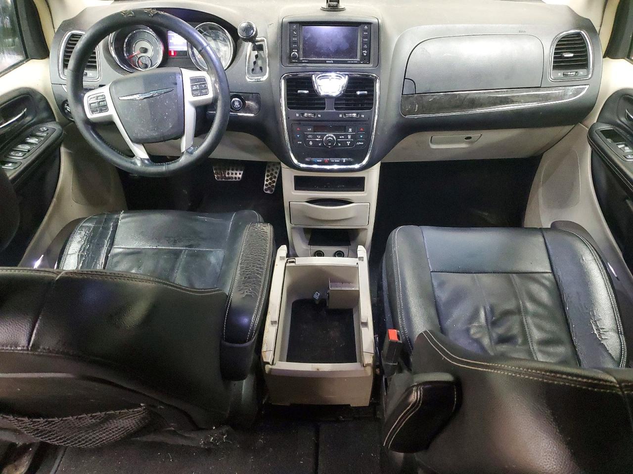 2015 Chrysler Minivan VIN 2C4RC1BG4FR617561 photo 8