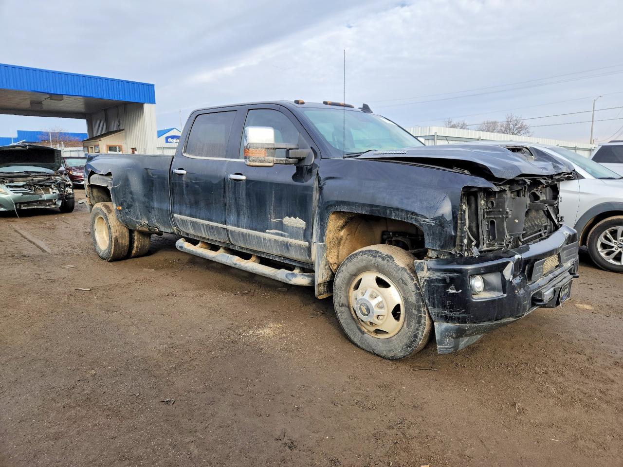 2019 Chevrolet All models VIN 1GC4KYEYXKF250564 photo 4