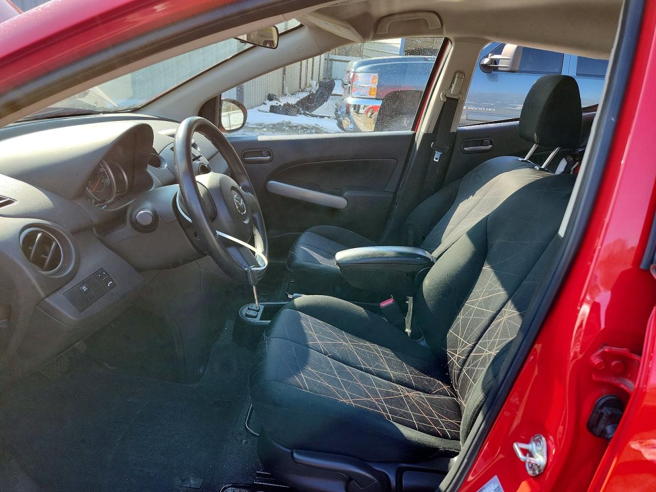 2014 Mazda Mazda2 VIN JM1DE1KZ7E0177737 photo 7