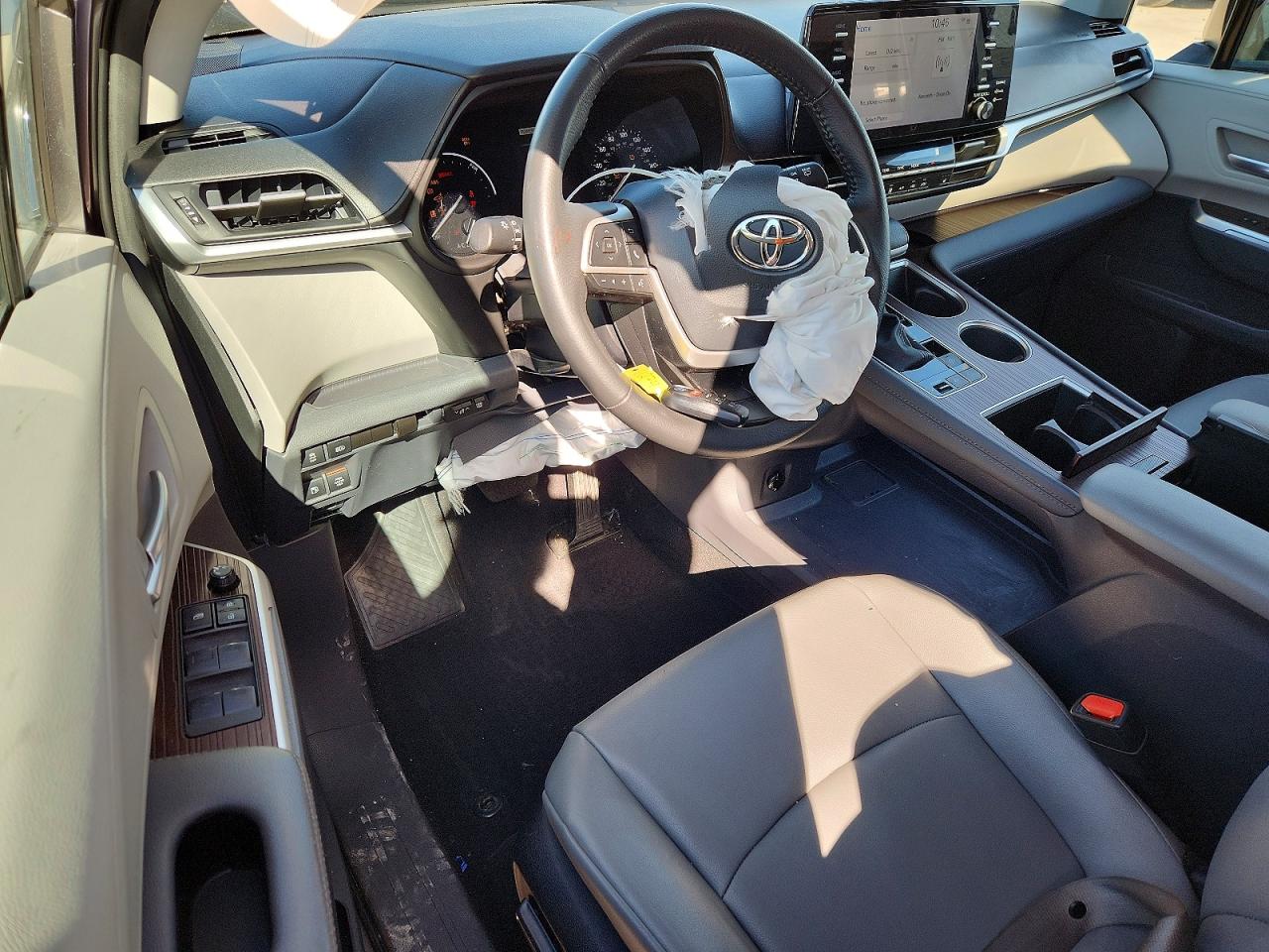 2024 Toyota Sienna VIN 5TDYSKFC8RS124909 photo 8