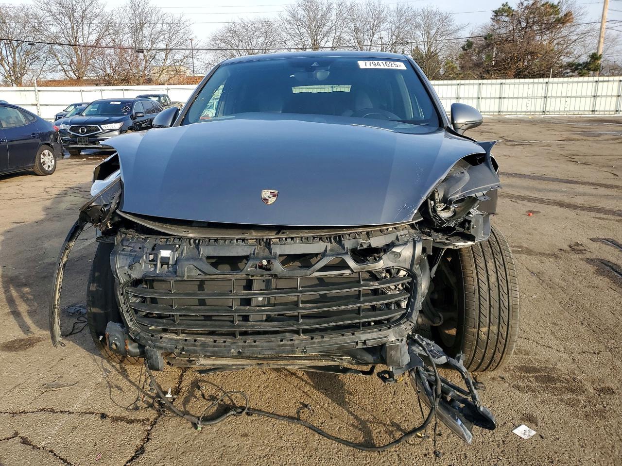 2017 Porsche Cayenne VIN WP1AA2A27HKA91912 photo 5