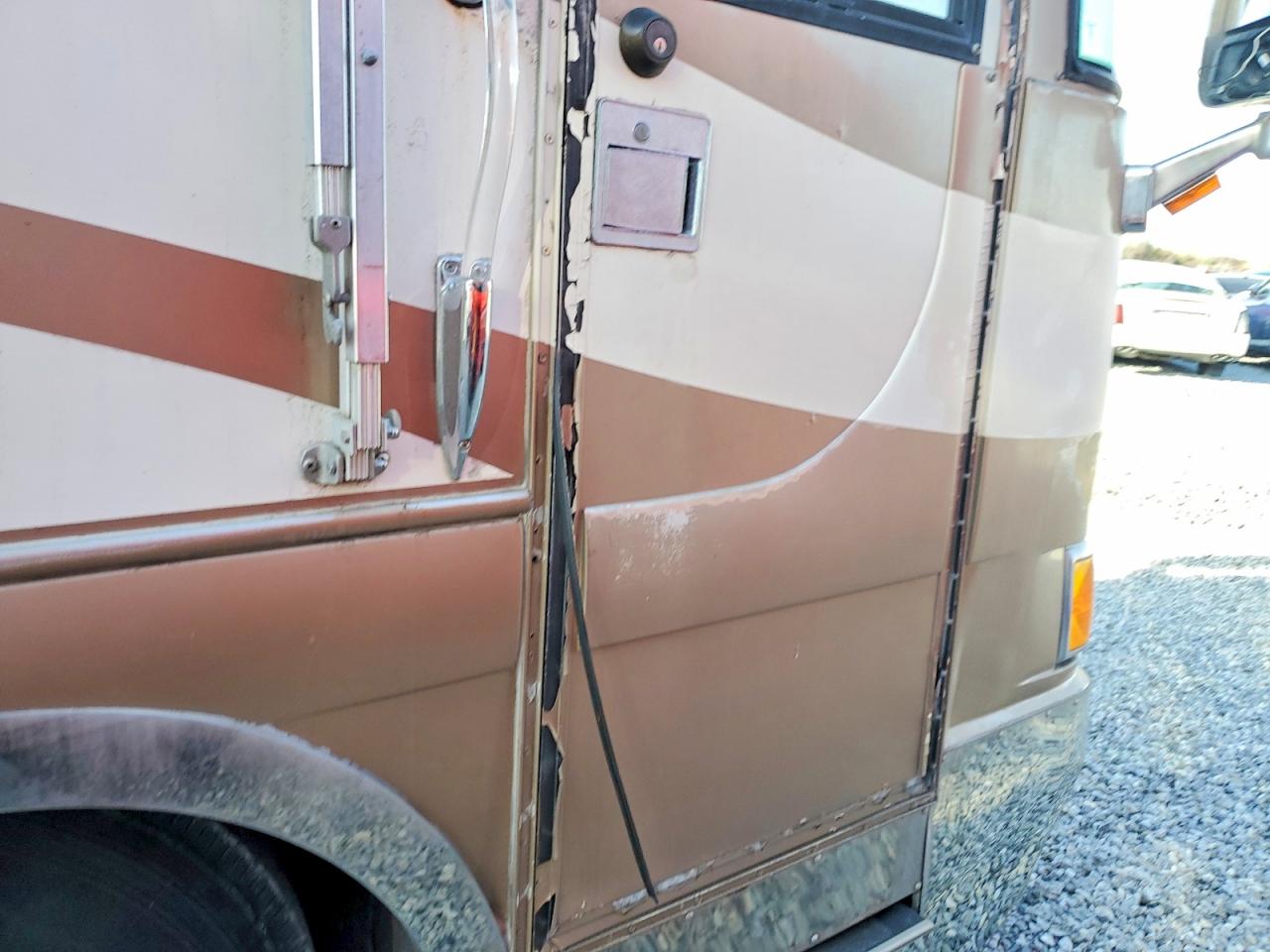 1996 GILLIG All models VIN 46GED2212T1042917 photo 9