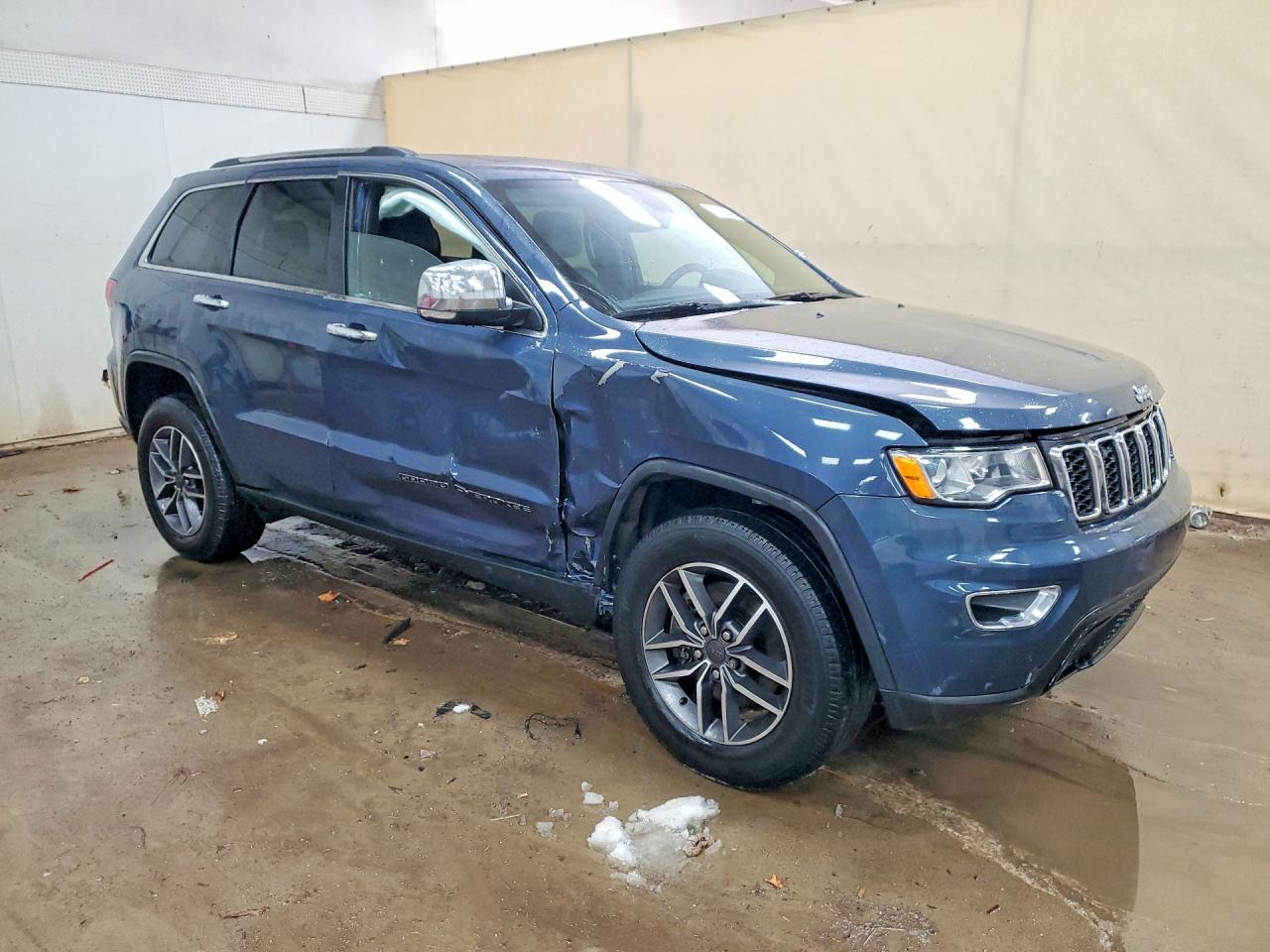 2021 Jeep Cherokee VIN 1C4RJFBGXMC810127 photo 4