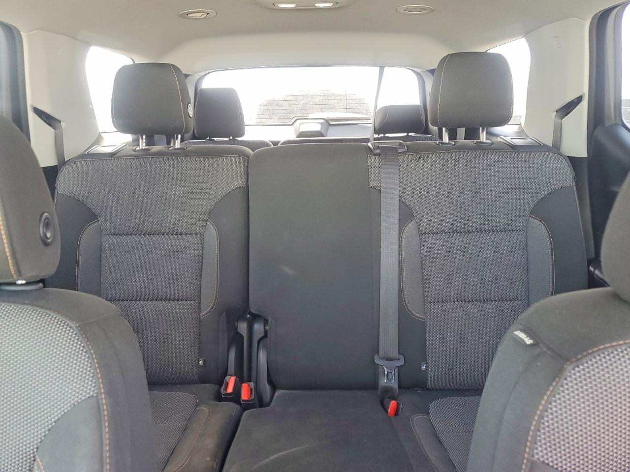 2018 Chevrolet Traverse VIN 1GNERFKW4JJ107636 photo 10