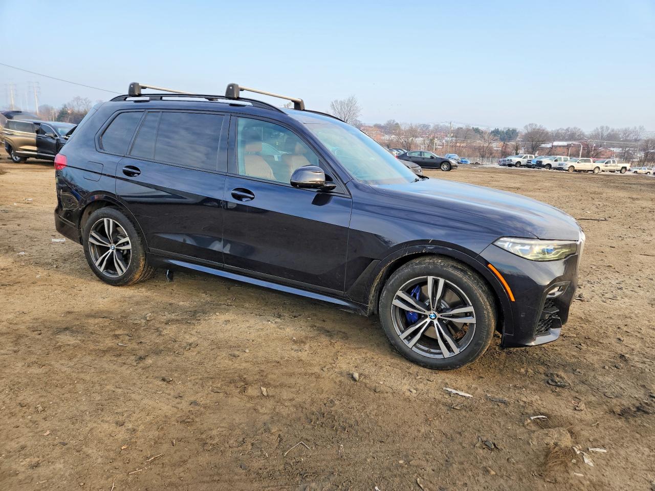 2019 BMW X7 VIN 5UXCX4C55KLS37056 photo 4