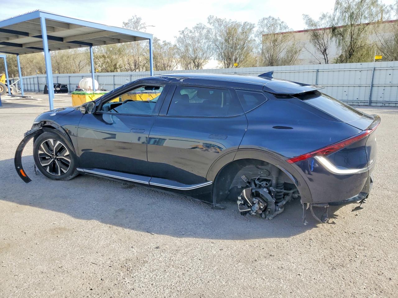 2022 Kia All other VIN KNDC3DLC1N5032791 photo 2