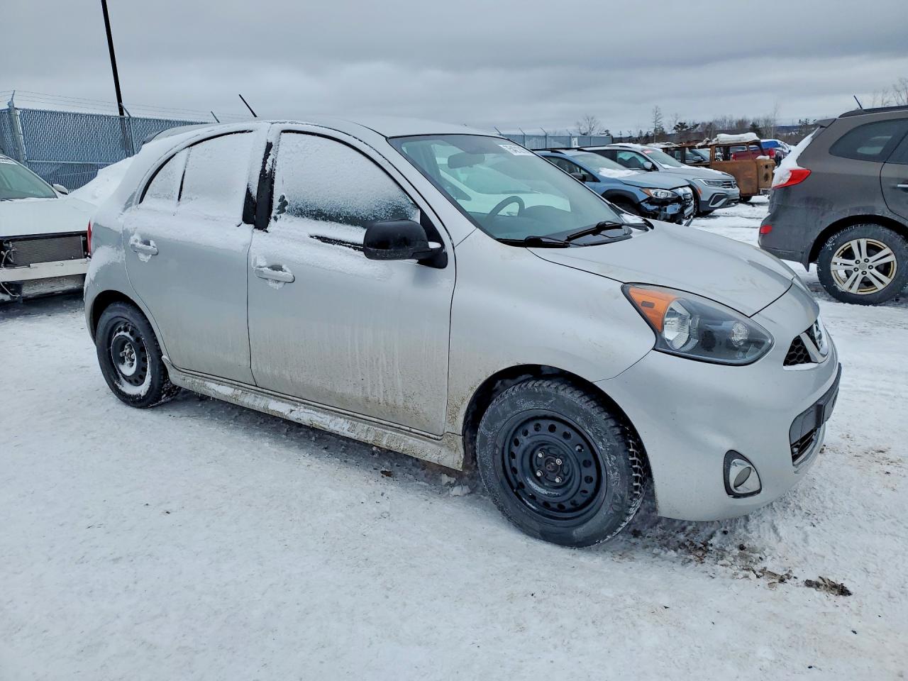 2015 NISS Micra VIN 3N1CK3CP1FL233661 photo 4