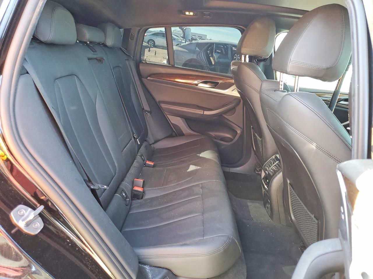 2019 BMW X4 VIN 5UXUJ3C50KLG56807 photo 10