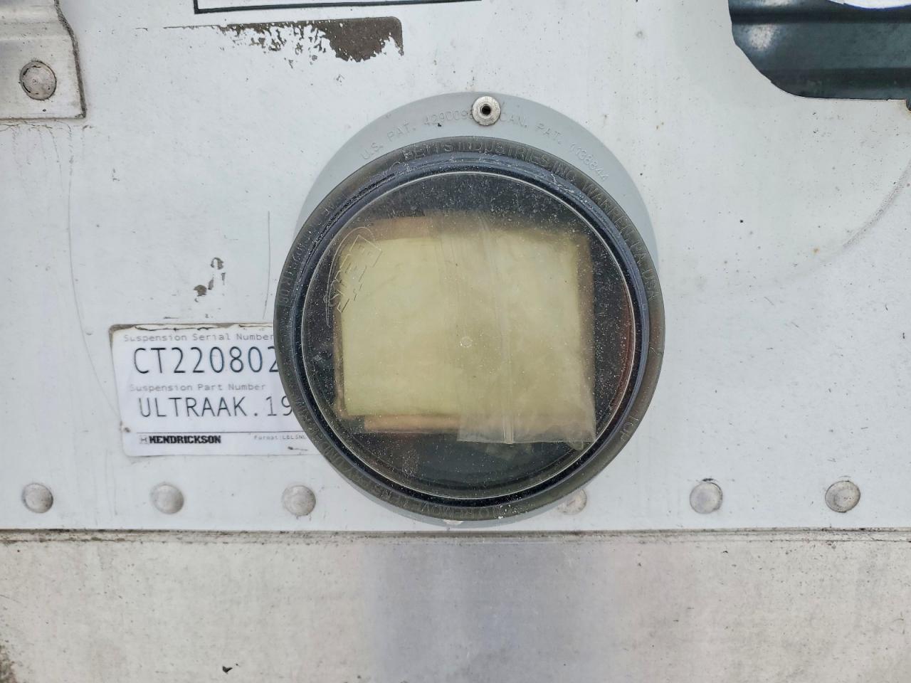 2023 UTILITY All models VIN 1UYVS253XP3881220 photo 8