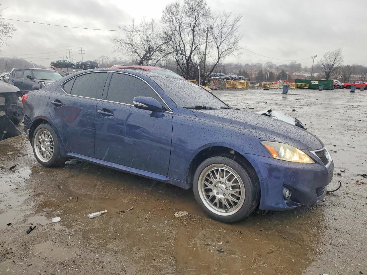 2013 Lexus Is VIN JTHCF5C27D5063738 photo 4