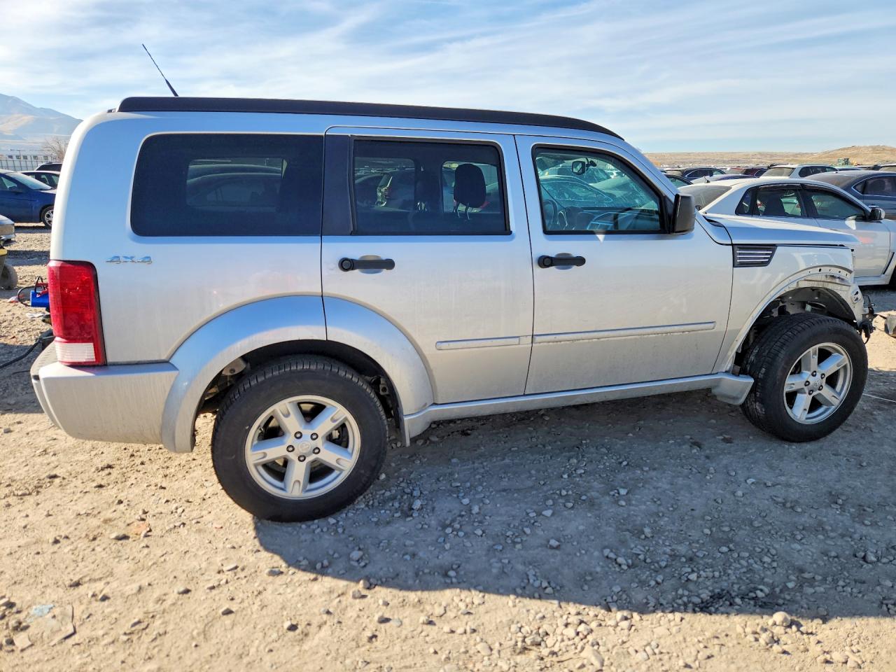 2011 Dodge Nitro VIN 1D4PU5GK0BW541320 photo 3
