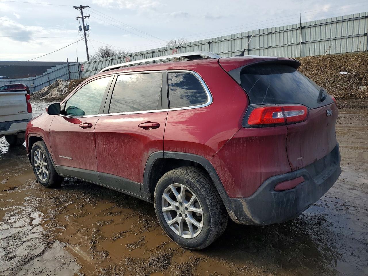 2015 Jeep Grand cher VIN 1C4PJLCB8FW616478 photo 2