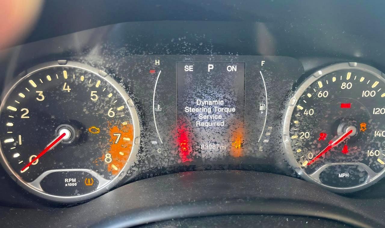 2017 Jeep Renegade VIN ZACCJABB3HPG37775 photo 9