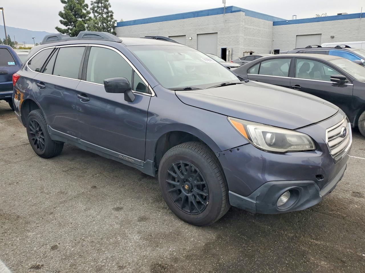 2017 SUBARU Outback VIN 4S4BSACC2H3432125 photo 4