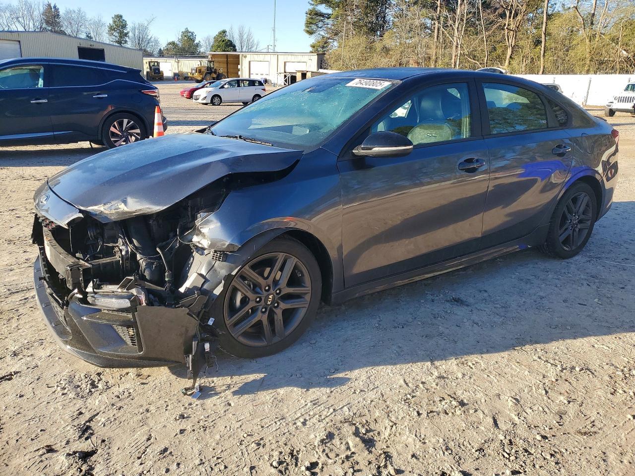 2020 Kia Forte VIN 3KPF34AD5LE252901 photo 1