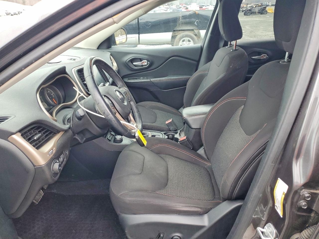2017 Jeep Grand cher VIN 1C4PJMCS8HW546912 photo 7