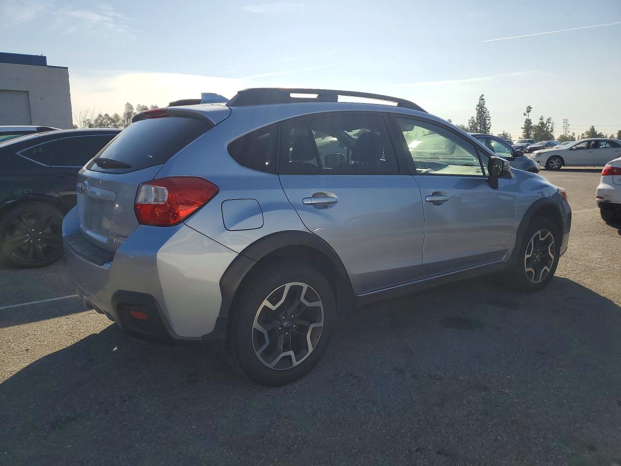 2017 Subaru Crosstrek VIN JF2GPANC7H8206627 photo 3