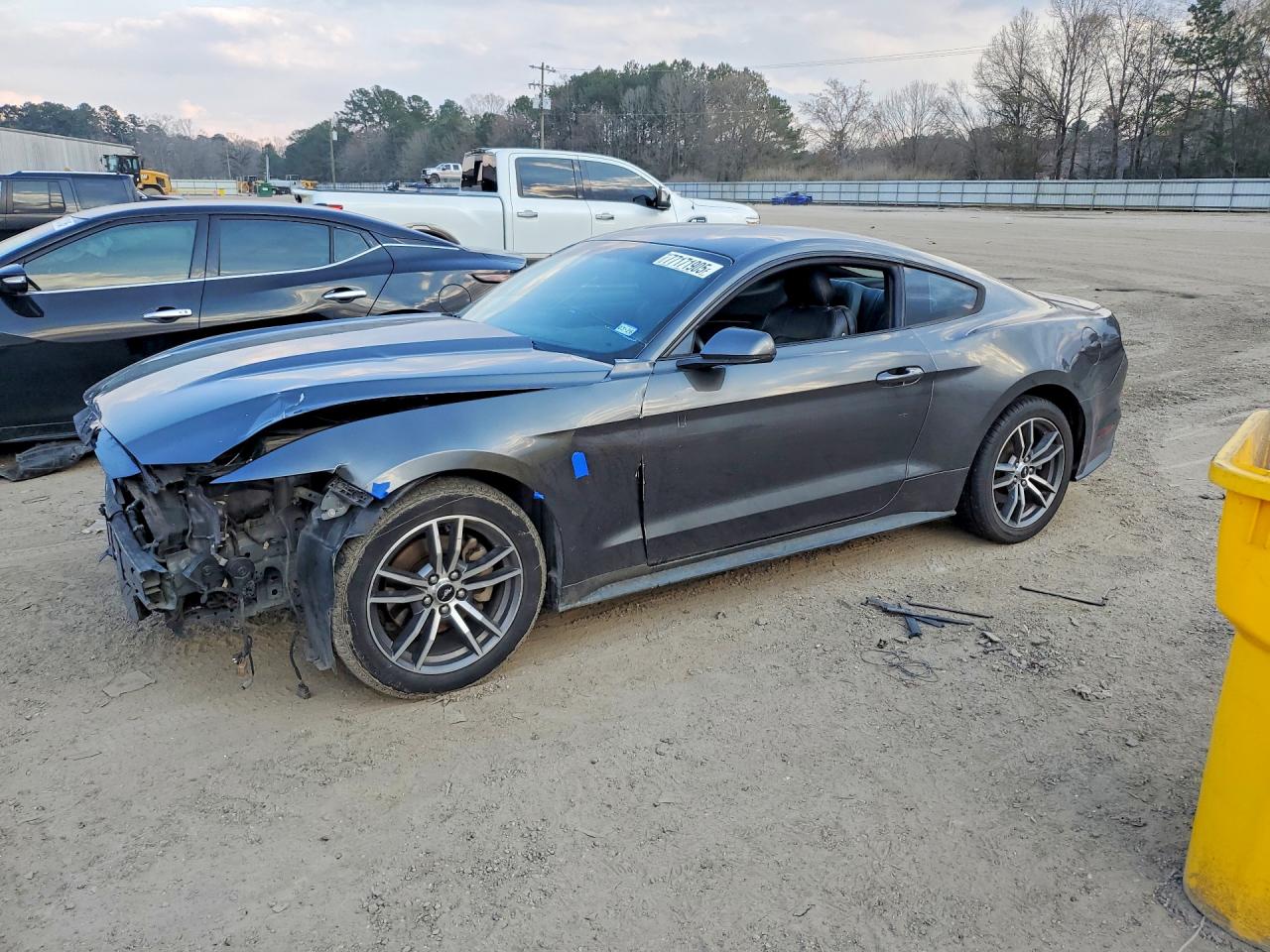 2016 Ford All models VIN 1FA6P8TH8G5317243 photo 1