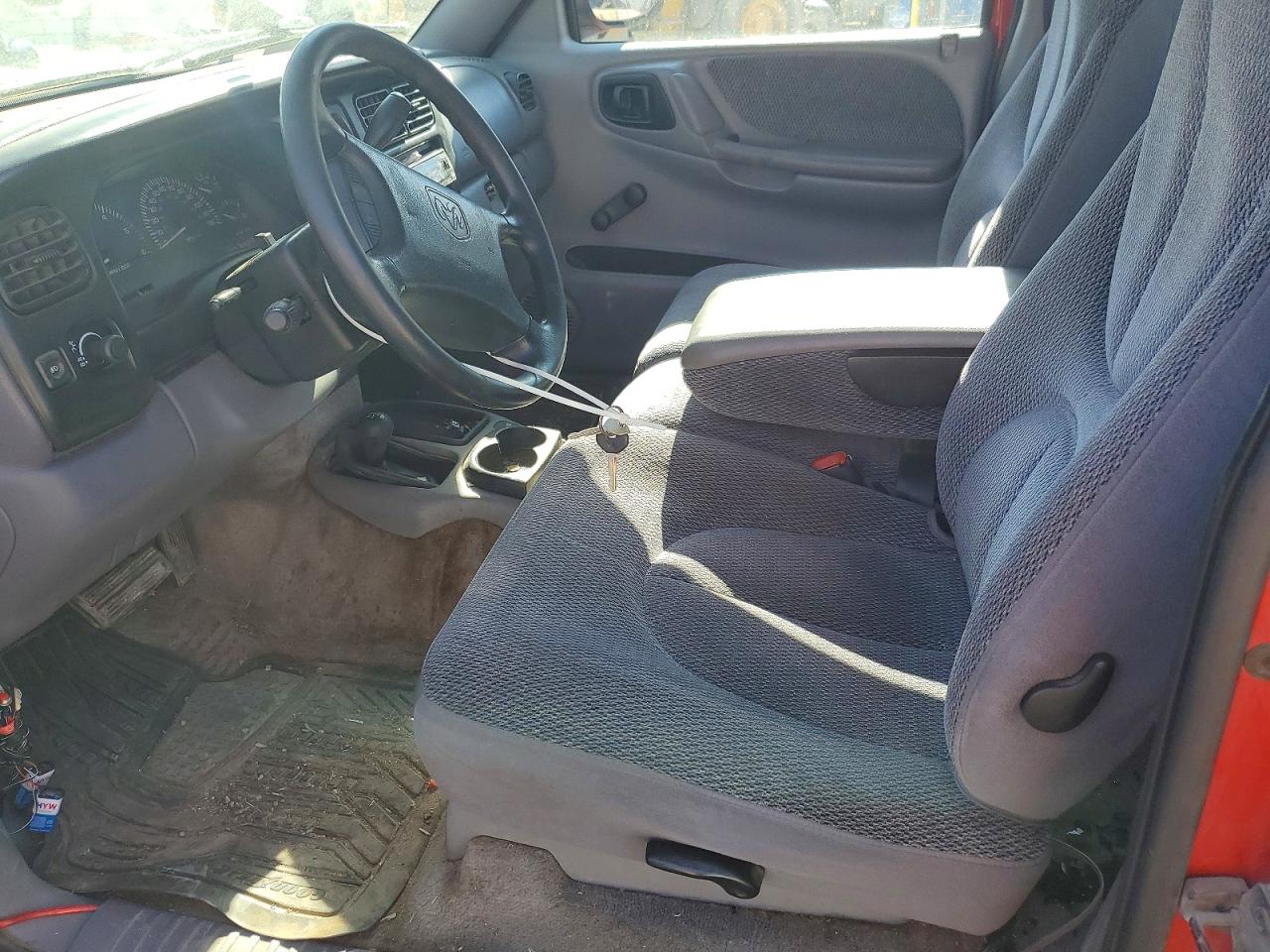 1997 Dodge Dakota VIN 1B7GG23X8VS121076 photo 7