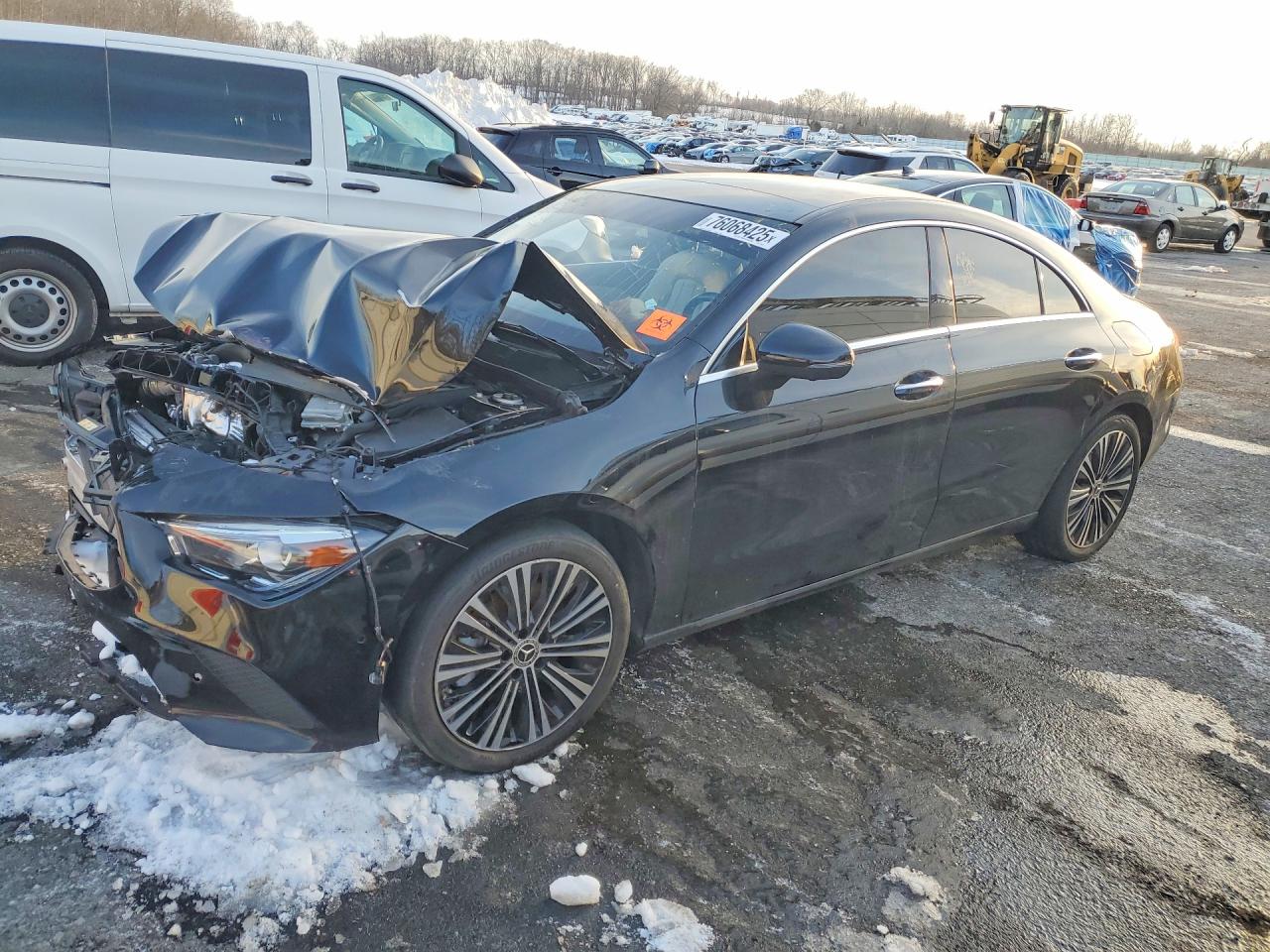 2023 Mercedes-Benz Cla-class VIN W1K5J4HB8PN423301 photo 1