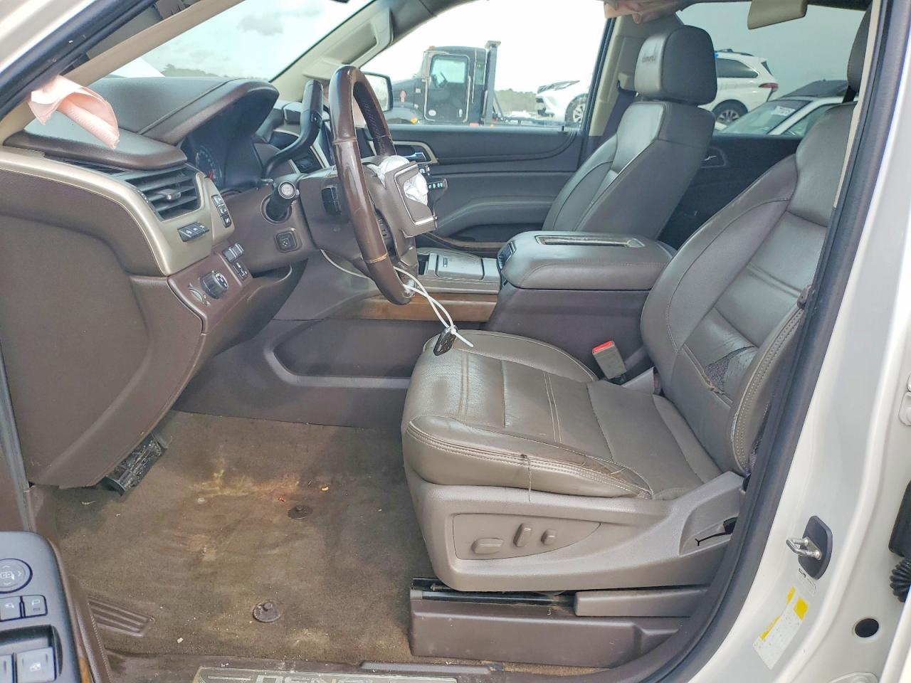 2018 GMC Yukon VIN 1GKS1HKJ2JR124055 photo 7