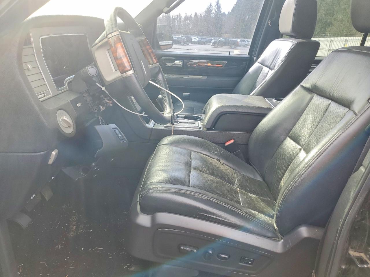 2008 Lincoln Navigator VIN 5LMFU285X8LJ07893 photo 7