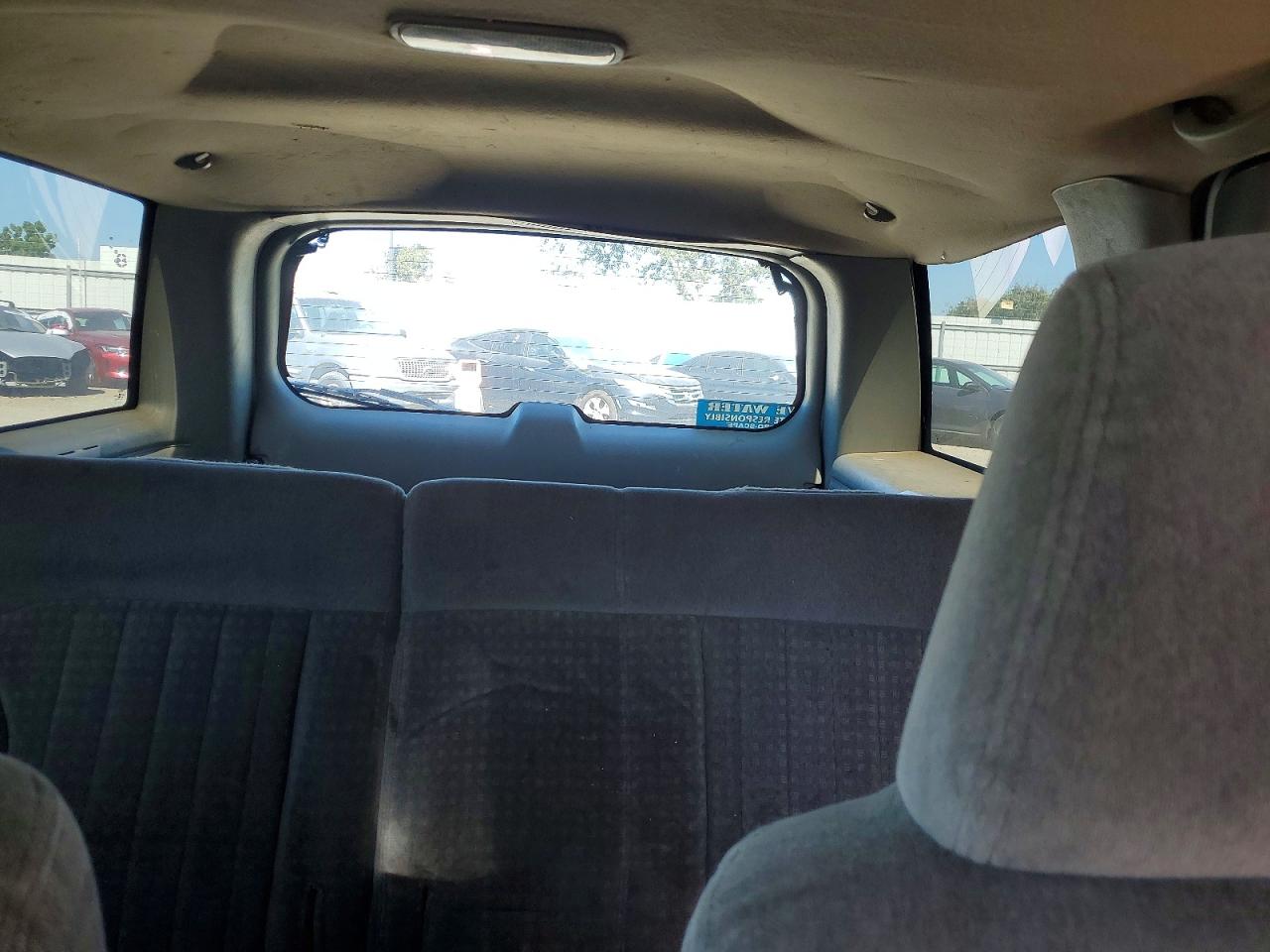 2000 CHEV Blazer VIN 1GNDT13W1Y2117866 photo 10