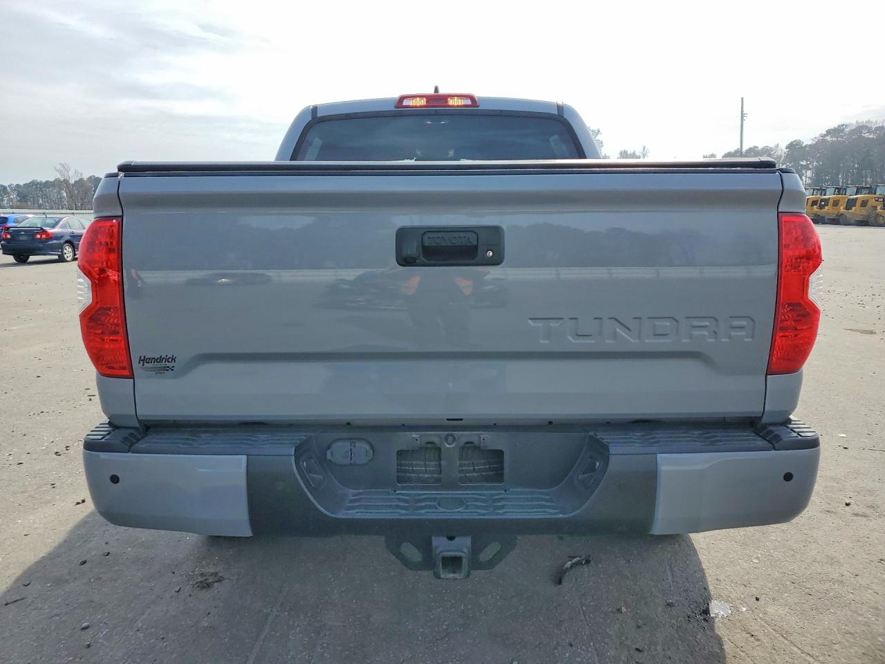 2021 Toyota Tundra VIN 5TFEY5F11MX298101 photo 6
