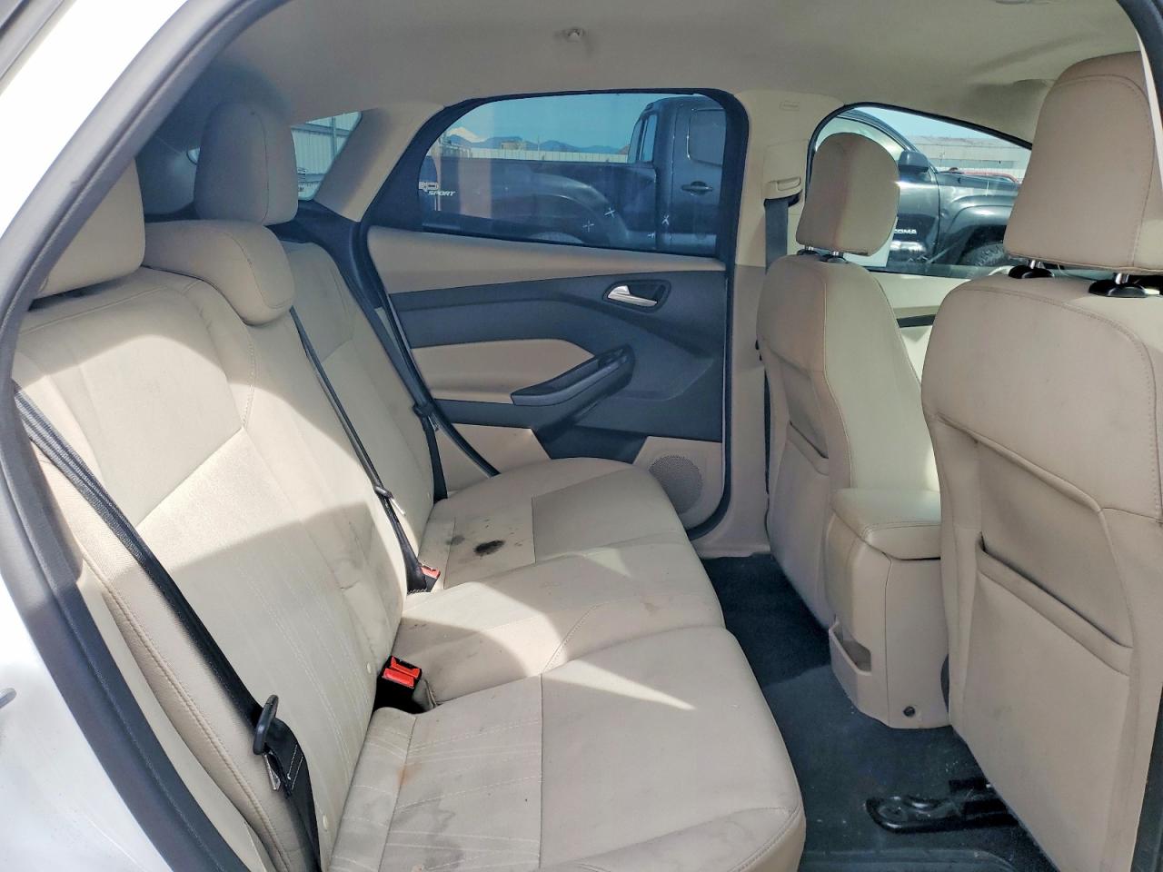 2015 Ford Focus VIN 1FADP3K25FL263398 photo 10