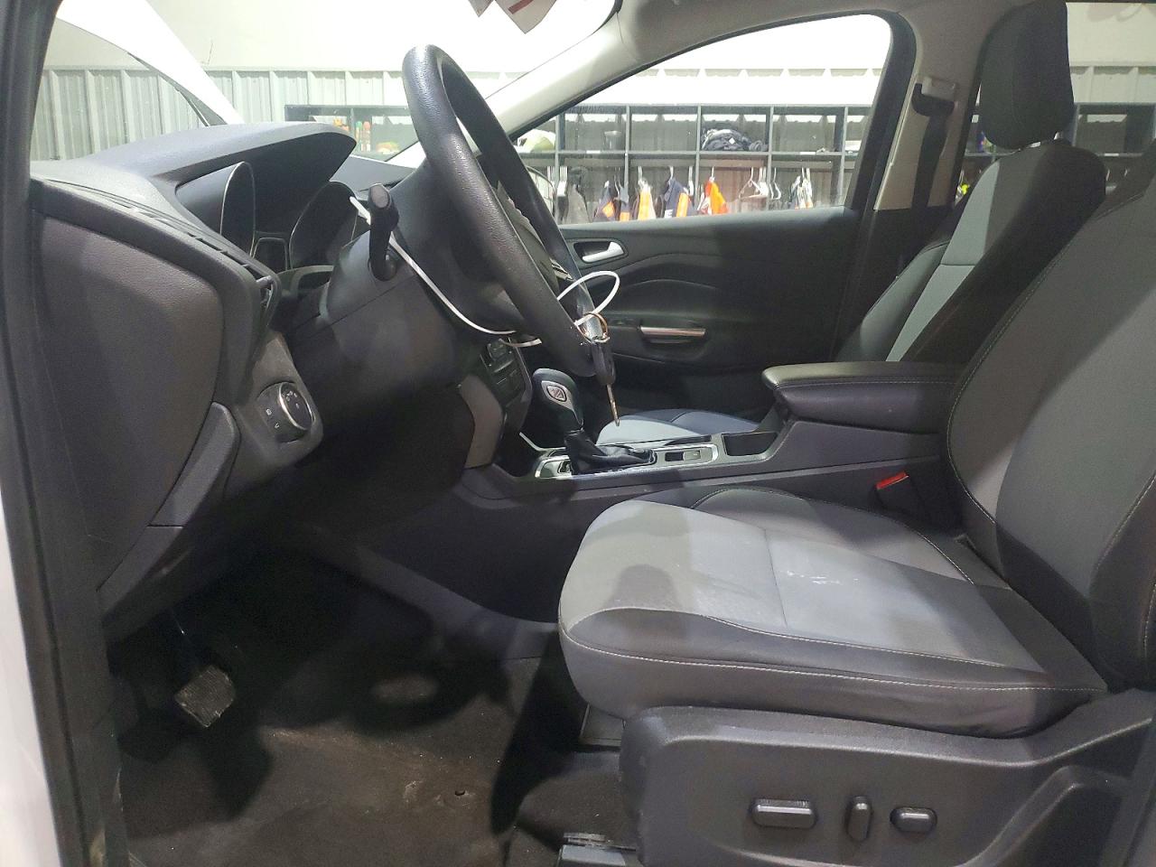 2018 Ford Escape VIN 1FMCU9GD2JUA77604 photo 7