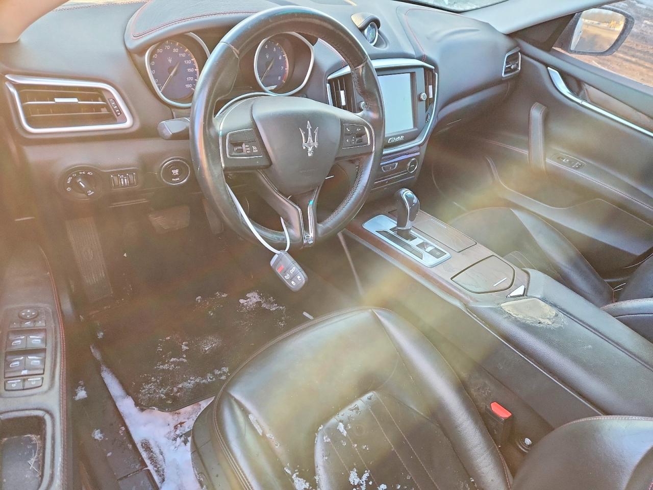 2016 Maserati All models VIN ZAM57RTA4G1177032 photo 8
