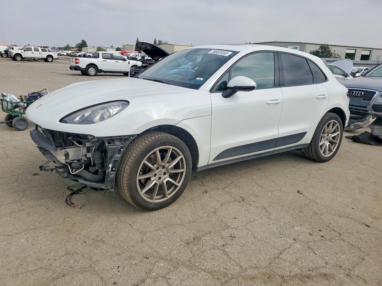 2018 PORSCHE Macan VIN WP1AA2A51JLB19925 photo 1