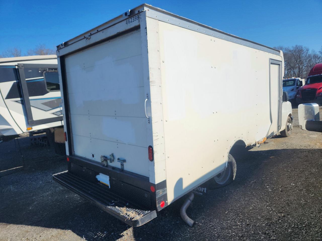 2021 Chevrolet All models VIN 1HA3GTC78MN002182 photo 3