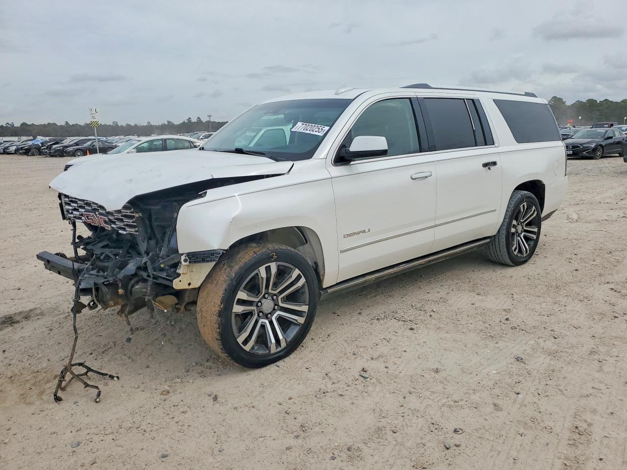2018 GMC Yukon VIN 1GKS1HKJ2JR124055 photo 1