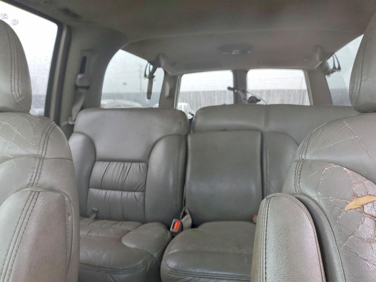1999 CHEV Suburban VIN 3GNFK16R4XG215216 photo 10