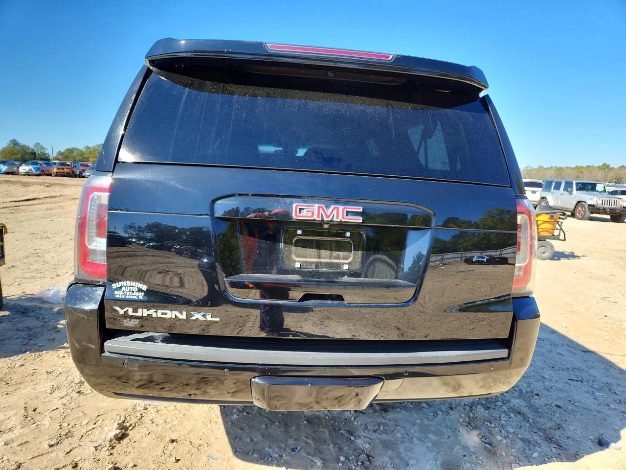 2018 GMC Yukon VIN 1GKS1GKC3JR377087 photo 6