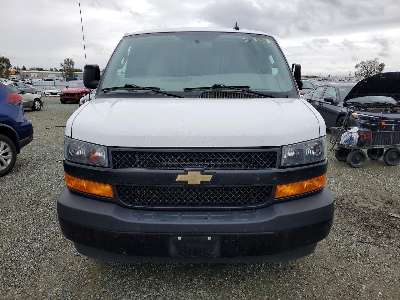 2023 CHEV Express VIN 1GCWGAFP1P1213575 photo 5