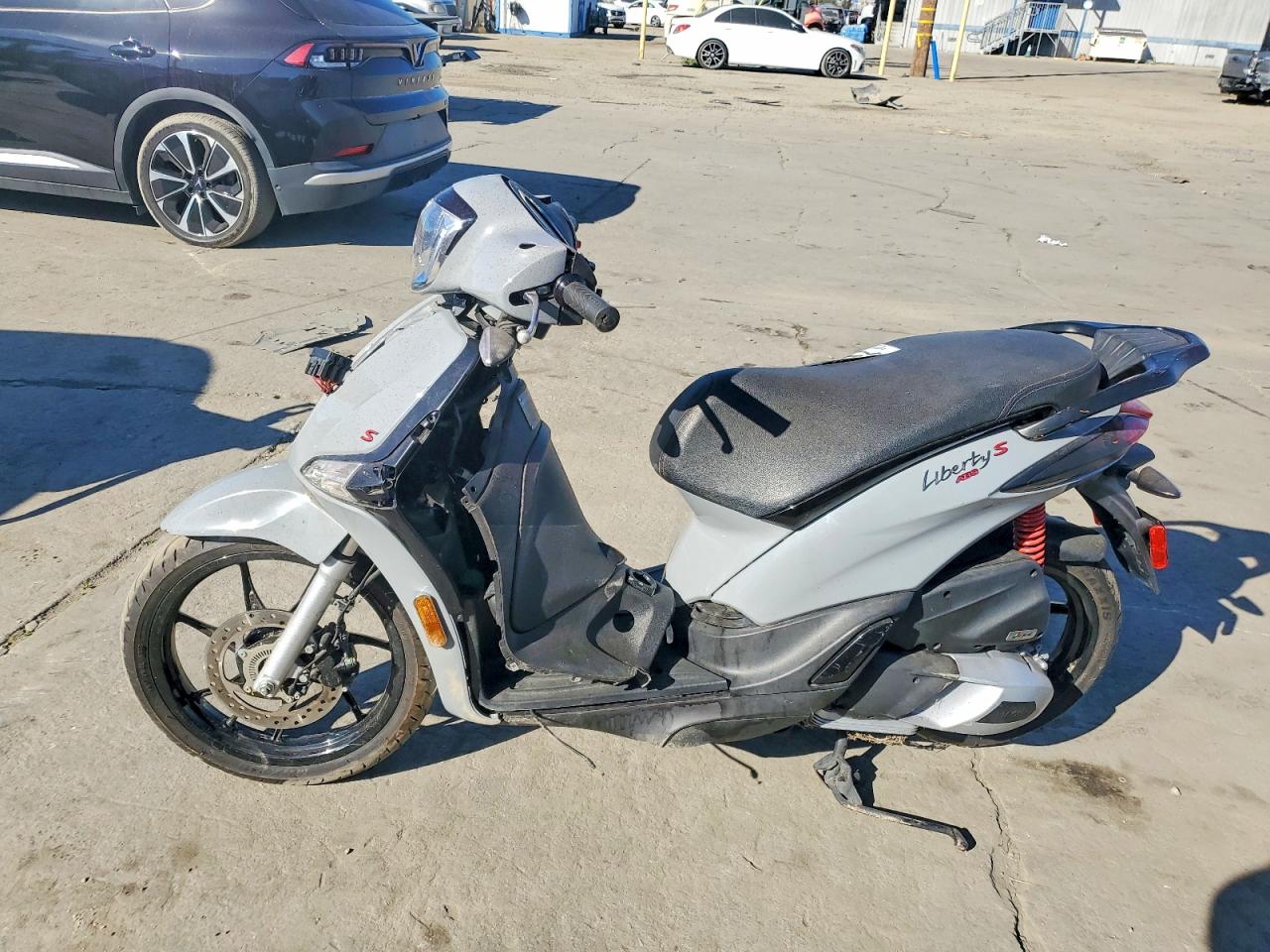 2022 Piaggio Liberty 15 VIN ZAPM898G7N7003622 photo 3