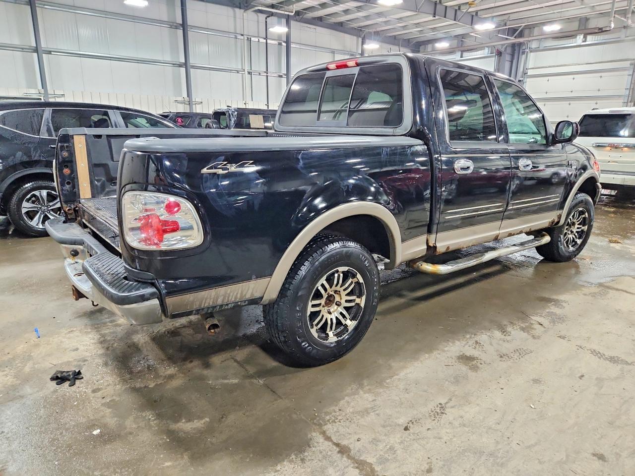 2003 Ford F150 VIN 1FTRW08L13KD57927 photo 3