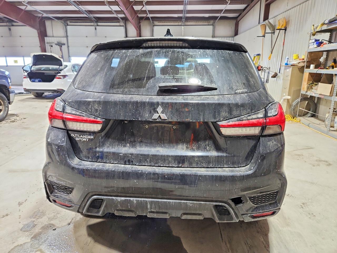2021 Mitsubishi Outlander sport VIN JA4ARUAU7MU010021 photo 6