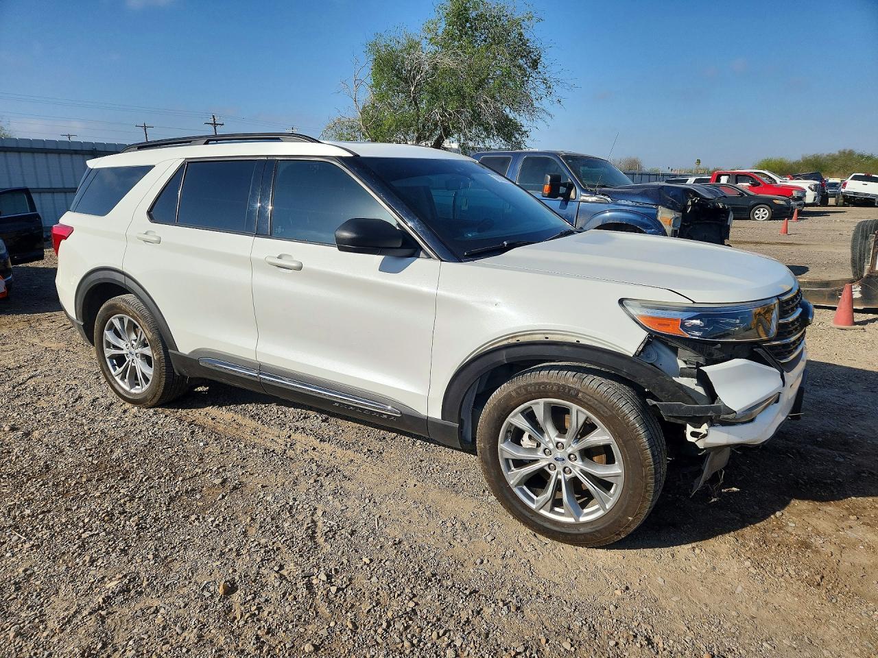 2021 Explorer VIN 1FMSK8DH3MGA72515 photo 4